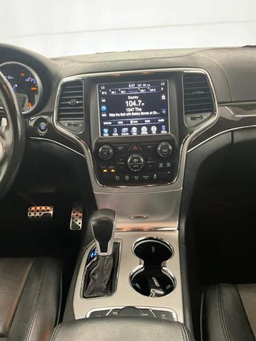 Photo of 2016 Bright White Clearcoat Jeep Grand Cherokee