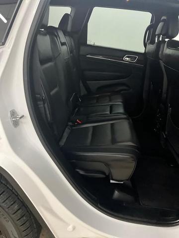 Photo of 2016 Bright White Clearcoat Jeep Grand Cherokee