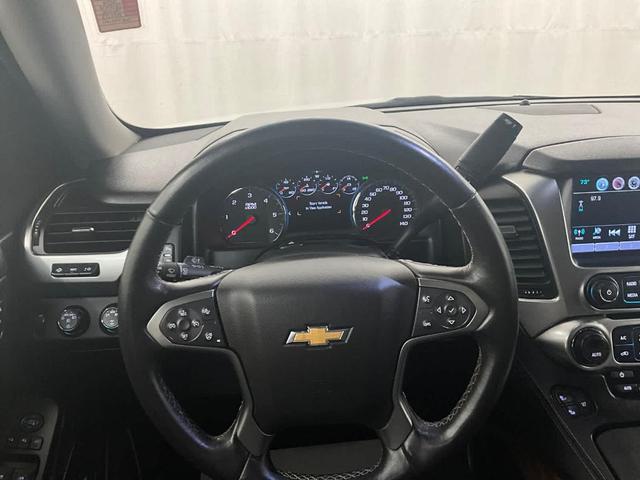 Photo of 2016 Iridescent Pearl Tricoat Chevrolet Tahoe