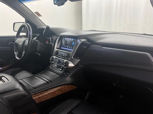 Photo of 2016 Iridescent Pearl Tricoat Chevrolet Tahoe