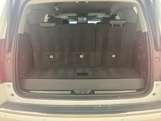 Photo of 2016 Iridescent Pearl Tricoat Chevrolet Tahoe