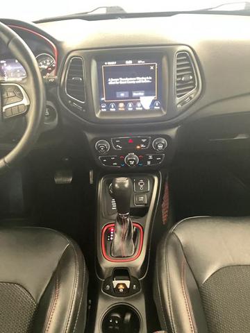 Photo of 2018 Diamond Black Jeep Compass