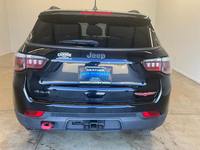 Photo of 2018 Diamond Black Jeep Compass