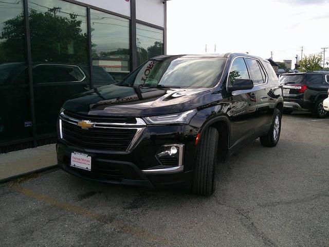 Photo of 2022 Mosaic Black Metallic Chevrolet Traverse