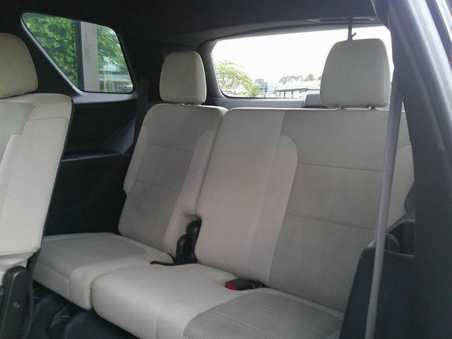 Photo of 2022 Mosaic Black Metallic Chevrolet Traverse