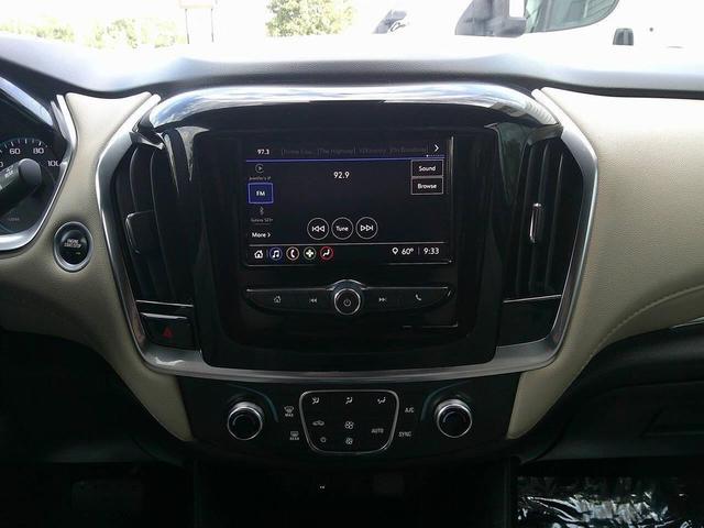 Photo of 2022 Mosaic Black Metallic Chevrolet Traverse