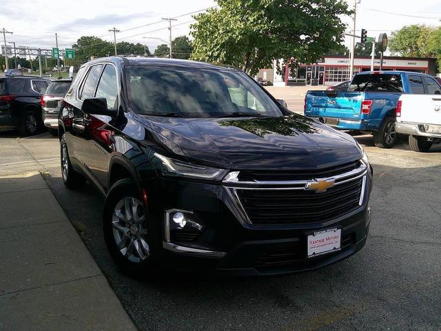 Photo of 2022 Mosaic Black Metallic Chevrolet Traverse
