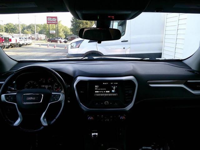 Photo of 2019 Summit White GMC Acadia