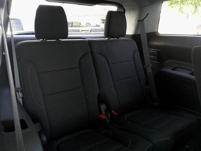 Photo of 2019 Summit White GMC Acadia