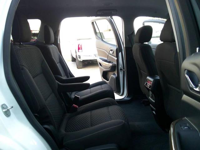 Photo of 2019 Summit White GMC Acadia
