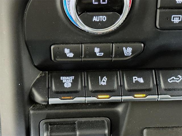 Photo of 2022 Summit White GMC Sierra 2500