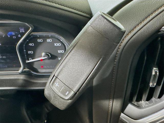 Photo of 2022 Summit White GMC Sierra 2500