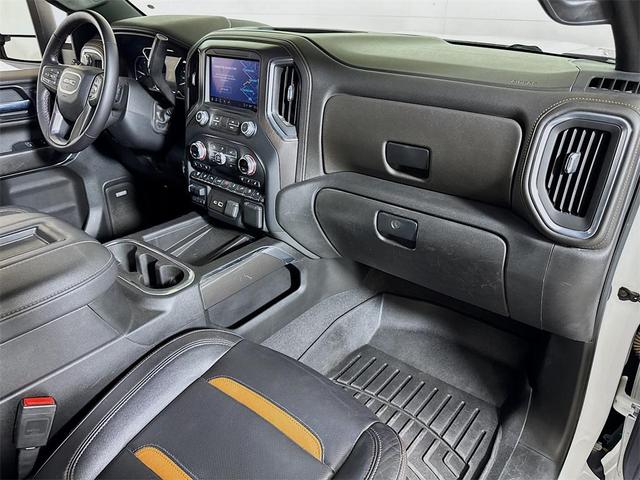 Photo of 2022 Summit White GMC Sierra 2500