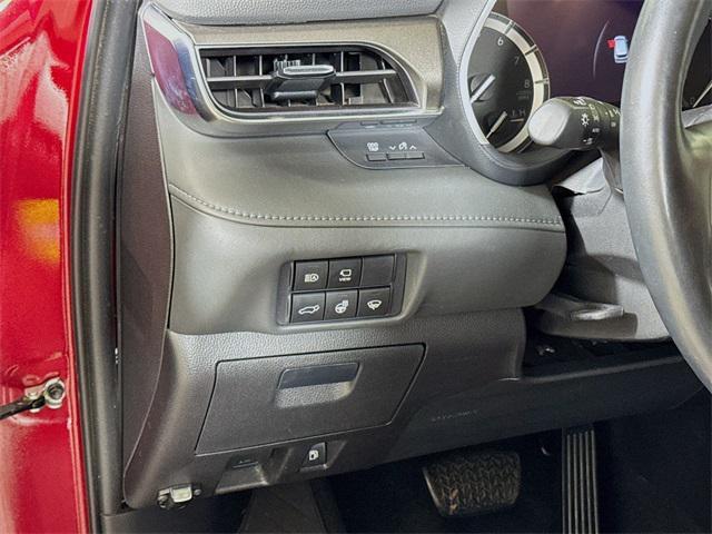 Photo of 2022 Ruby Flare Pearl Toyota Highlander
