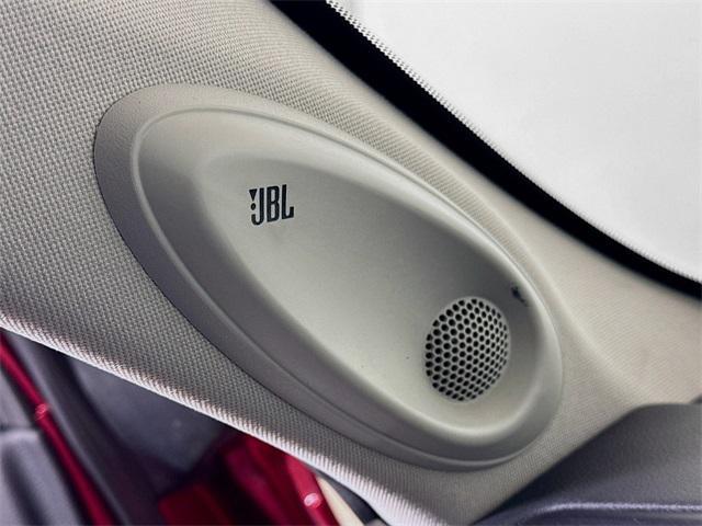 Photo of 2022 Ruby Flare Pearl Toyota Highlander
