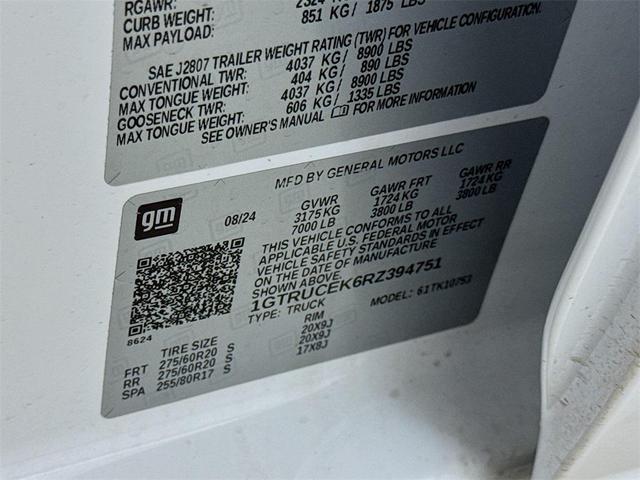 Photo of 2024 Summit White GMC Sierra 1500