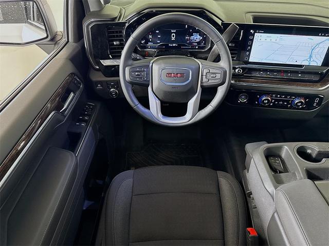Photo of 2024 Summit White GMC Sierra 1500