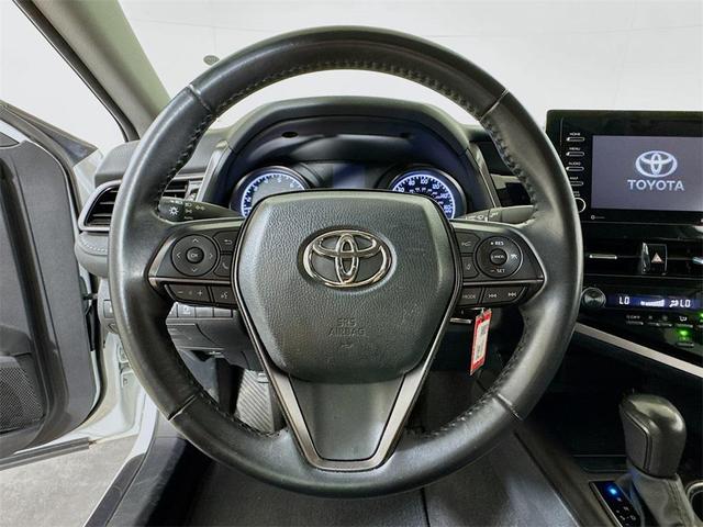 Photo of 2023 Ice Cap Toyota Camry