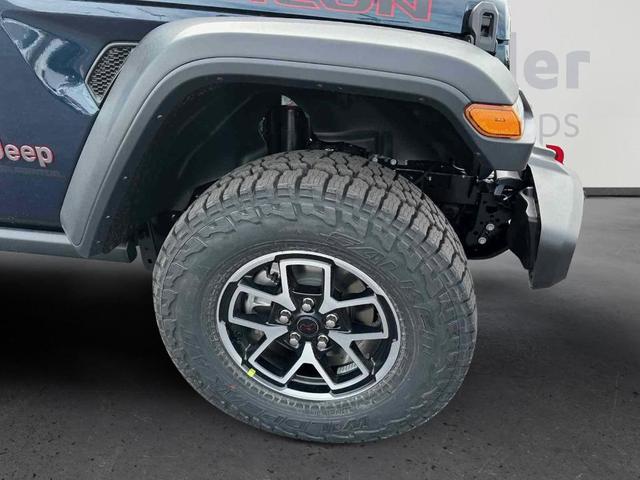 Photo of 2025 Fathom Blue Pearlcoat Jeep Gladiator