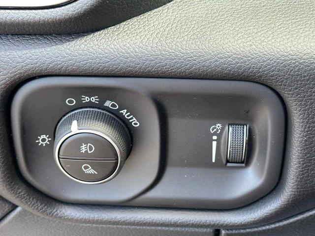 Photo of 2025 Bright White Clearcoat RAM 2500