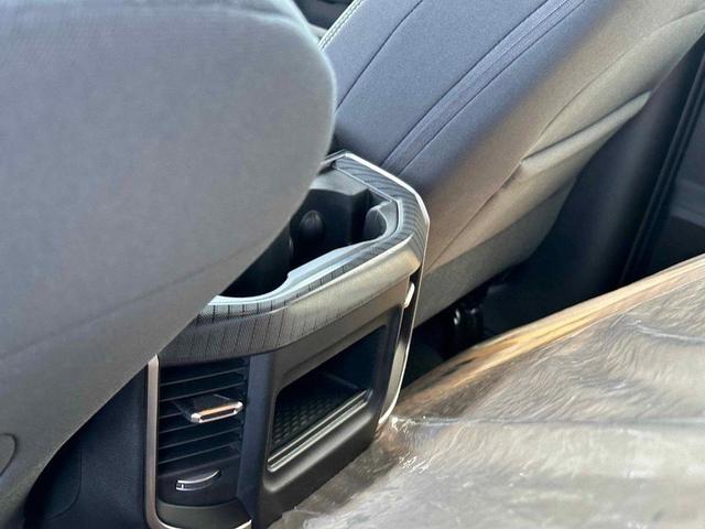 Photo of 2025 Bright White Clearcoat RAM 2500