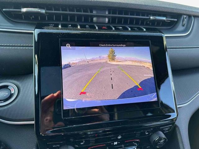 Photo of 2025 Silver Zynith Jeep Grand Cherokee L