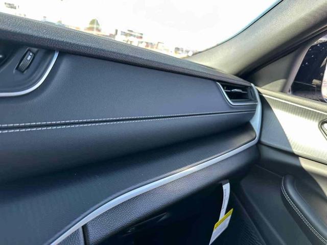 Photo of 2025 Silver Zynith Jeep Grand Cherokee L