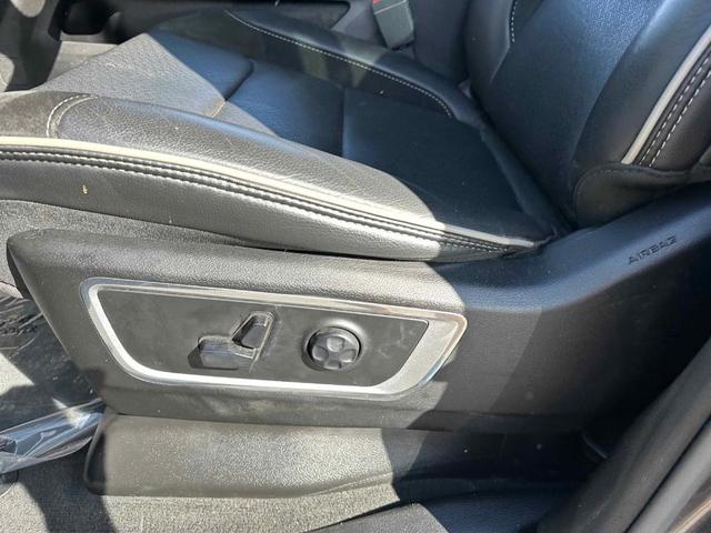 Photo of 2021 Granite Crystal Clearcoat Metallic RAM 1500