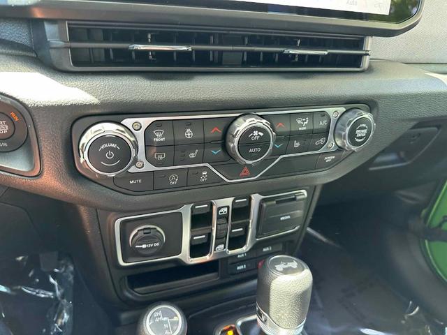 Photo of 2025 Mojito! Clearcoat Jeep Wrangler