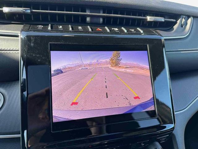Photo of 2025 Metallic Jeep Grand Cherokee L