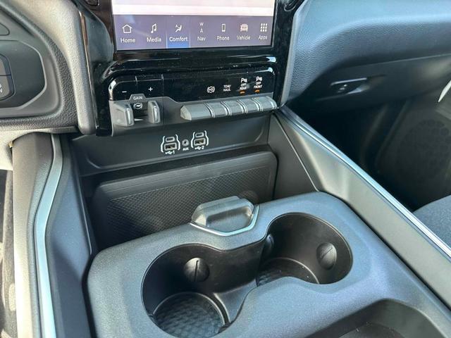 Photo of 2025 Granite Crystal Clearcoat Metallic RAM 2500