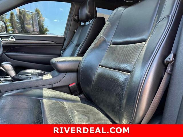 Photo of 2018 Bright White Clearcoat Jeep Grand Cherokee