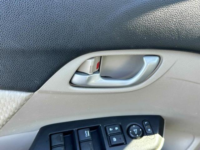 Photo of 2015 Crimson Pearl Honda Civic
