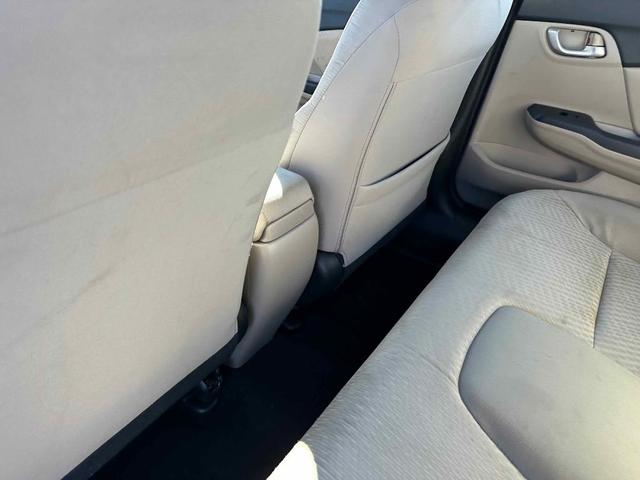 Photo of 2015 Crimson Pearl Honda Civic