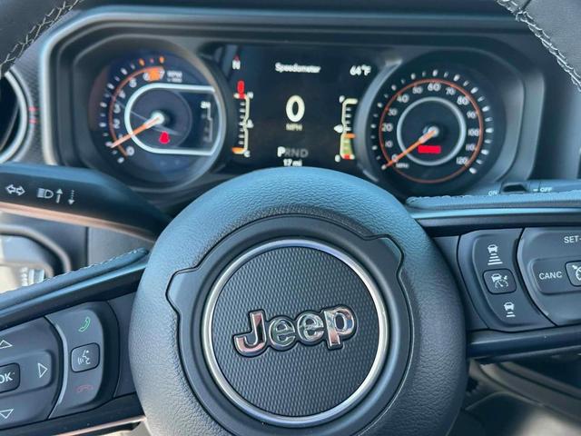 Photo of 2025 Hydro Blue Pearlcoat Jeep Wrangler
