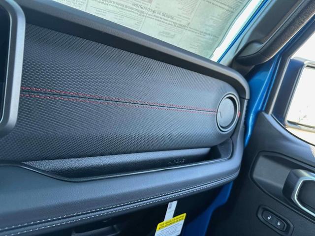 Photo of 2025 Hydro Blue Pearlcoat Jeep Wrangler