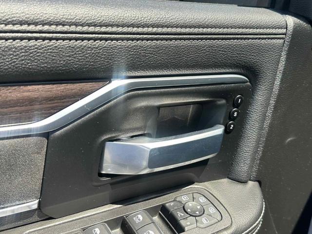Photo of 2025 Bright White Clearcoat RAM 3500