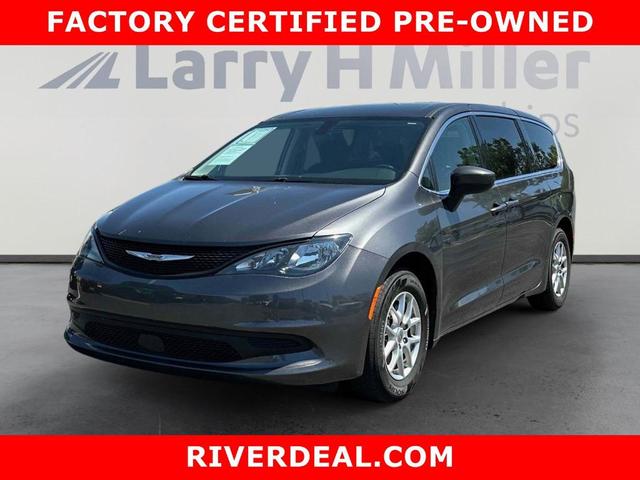 2022 Chrysler Voyager