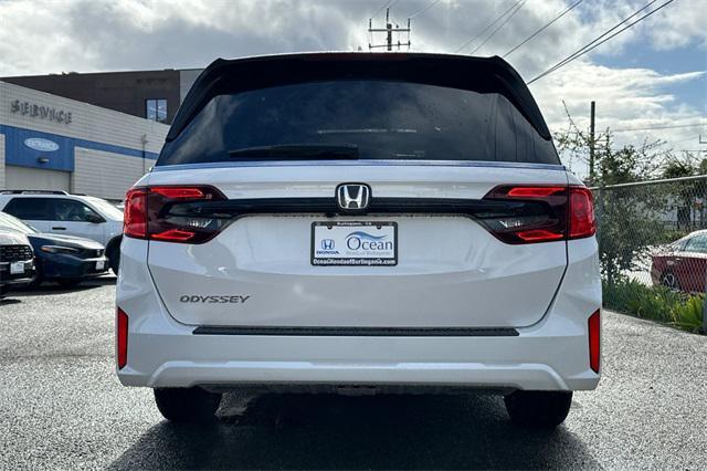 Photo of 2026 PLATINUM WHT PR Honda Odyssey