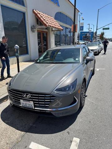 2023 Hyundai Sonata Hybrid