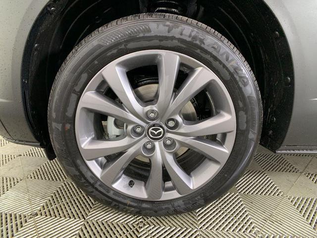 Photo of 2024 Snowflake White Pearl Mazda CX-30