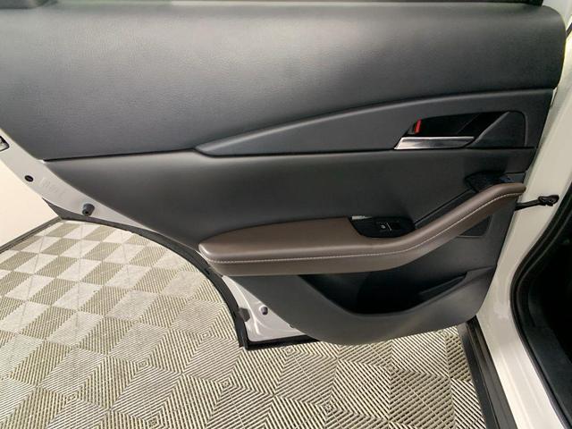 Photo of 2024 Snowflake White Pearl Mazda CX-30
