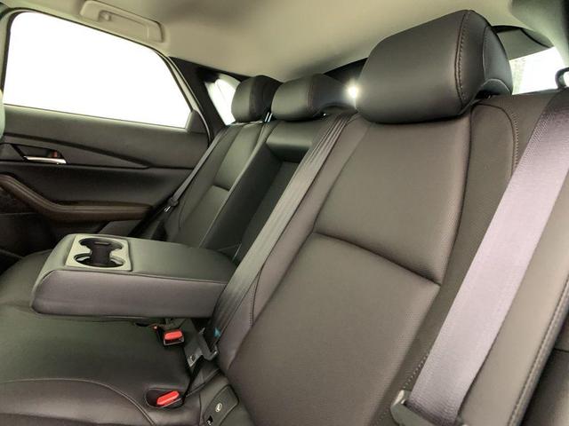 Photo of 2024 Snowflake White Pearl Mazda CX-30
