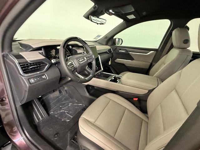 Photo of 2026 Crystal Metallic GMC Acadia