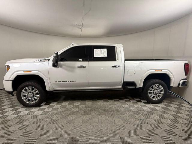 Photo of 2022 White Frost Tri-Coat GMC Sierra 2500
