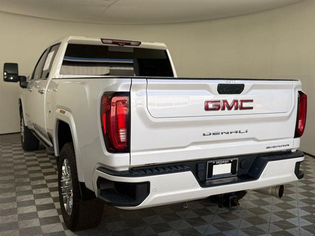 Photo of 2022 White Frost Tri-Coat GMC Sierra 2500