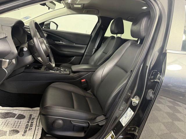 Photo of 2023 Machine Gray Metallic Mazda CX-30