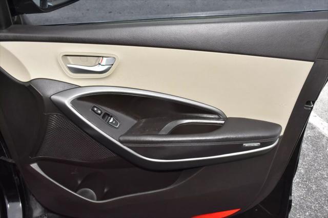 Photo of 2013 Twilight Black Hyundai SANTA FE