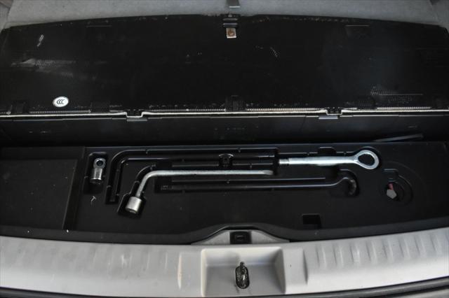 Photo of 2008 Classic Silver Metallic Toyota Highlander Hybrid