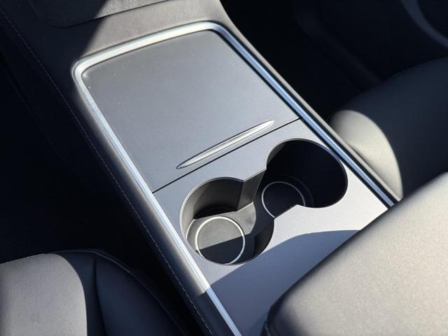 Photo of 2024 Deep Blue Metallic Tesla Model Y